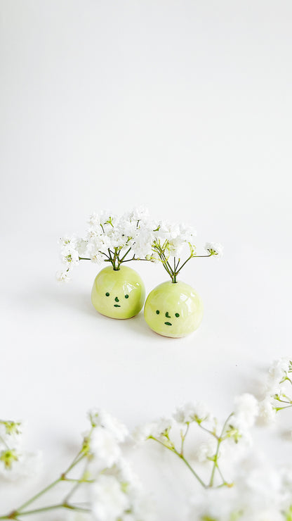 green budvase