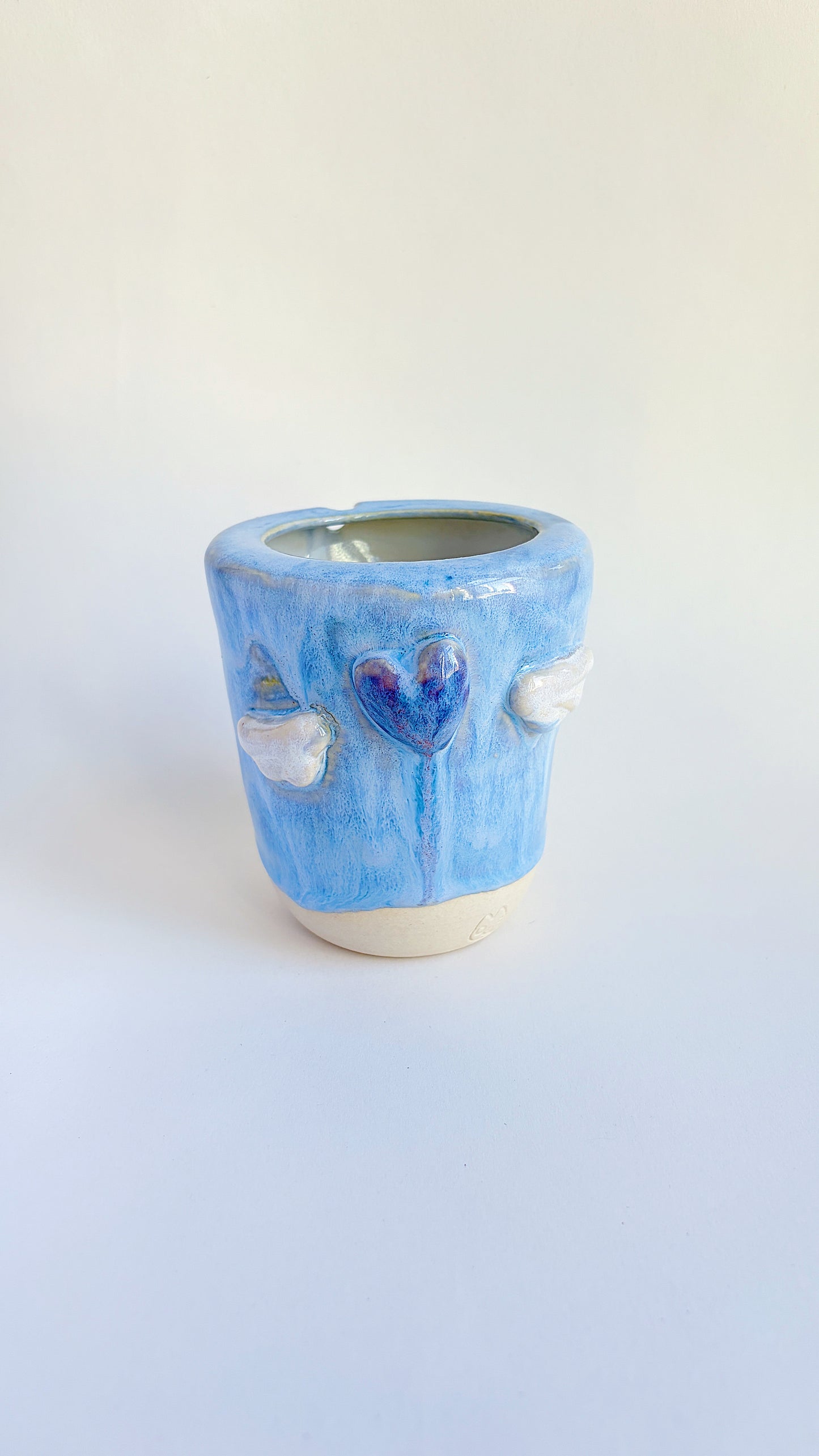[seconds] magical collection - blue winged heart travel cup