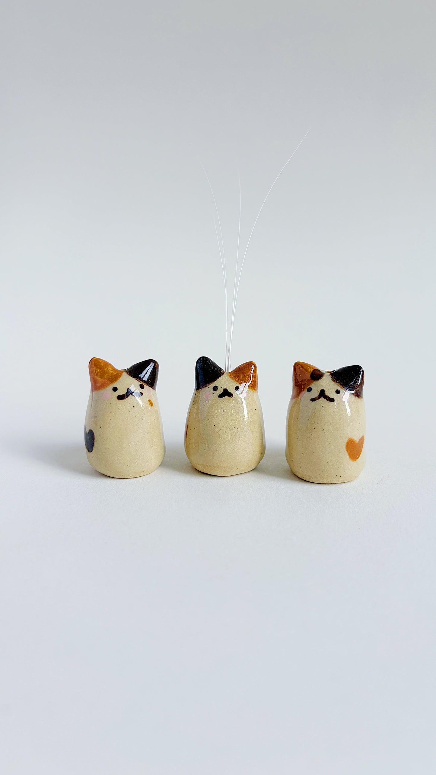 blind box - kitty whisker vase / bud vase