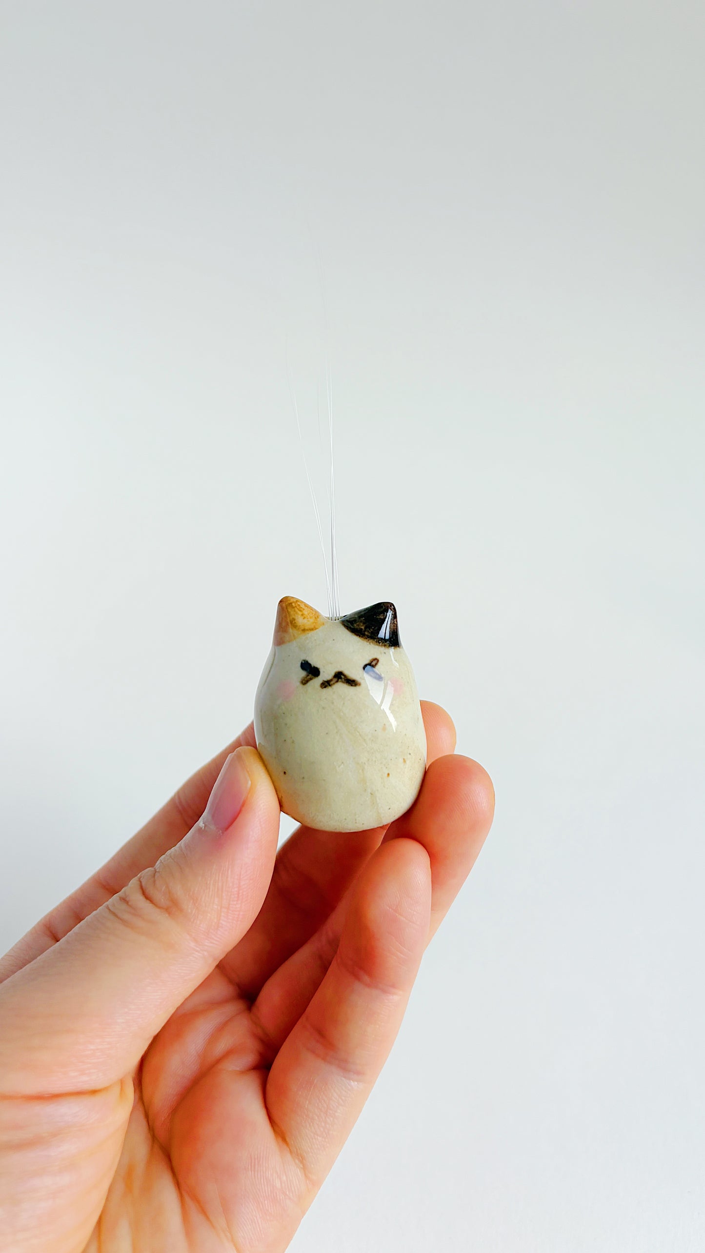 blind box - kitty whisker vase / bud vase
